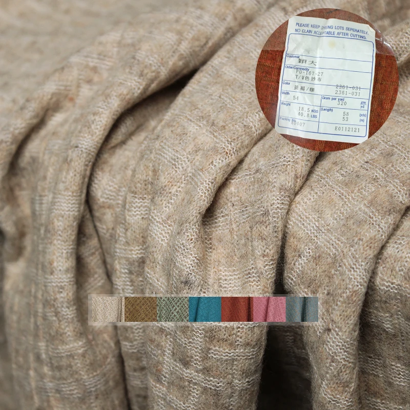 Tailored Coat Wool - Японская клетчатая трикотажная ткань Redraspberry из